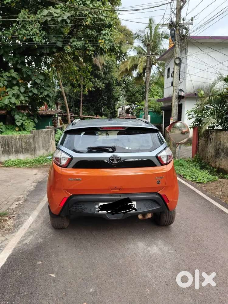 Tata Nexon 2019 Petrol Well Maintained ( Single Owner Lady Driven)