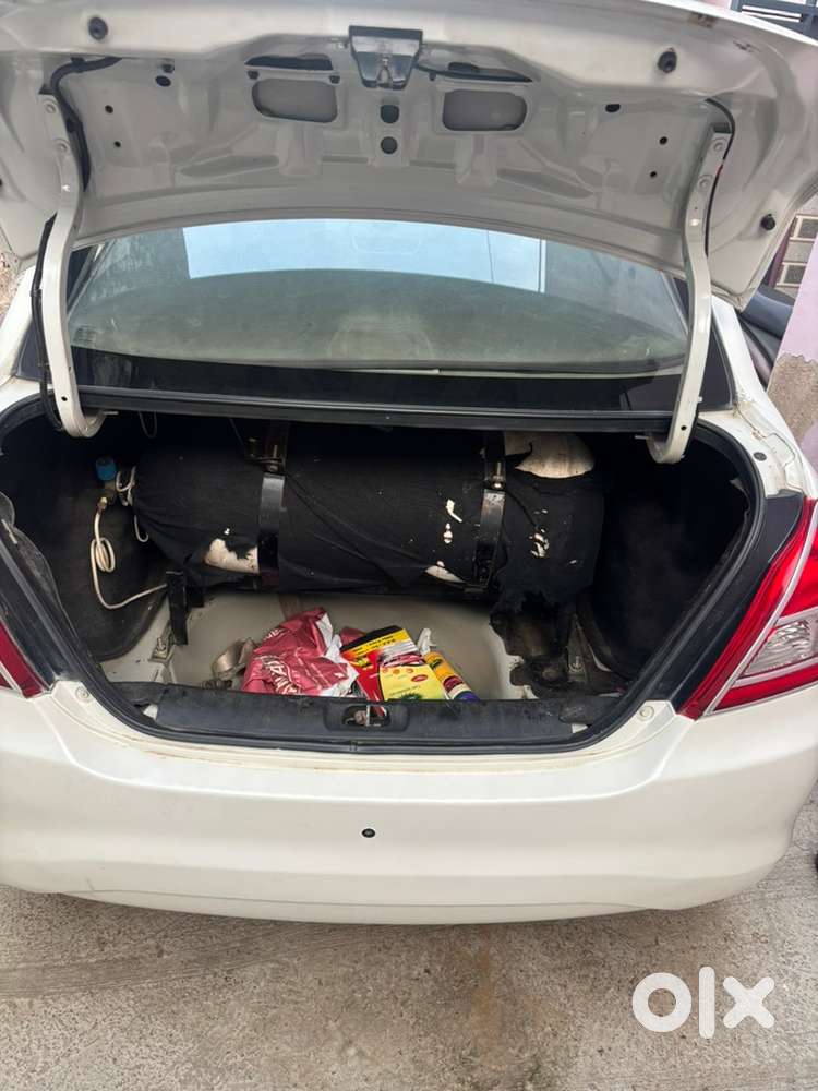 Maruti Suzuki Swift Dzire 2012 ( Cng Fit )