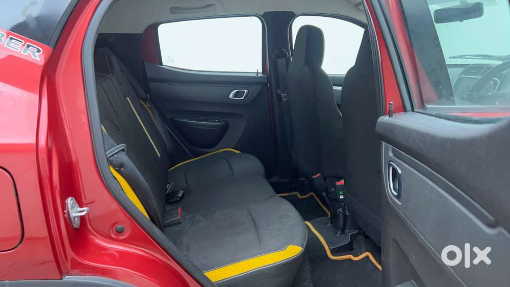 Renault Kwid 1.0 Climber (o) Dual Tone, 2024, Petrol