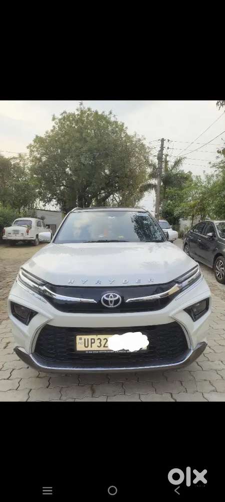 Toyota Urban Cruiser Hyryder 2024 December Petrol Well Maintained