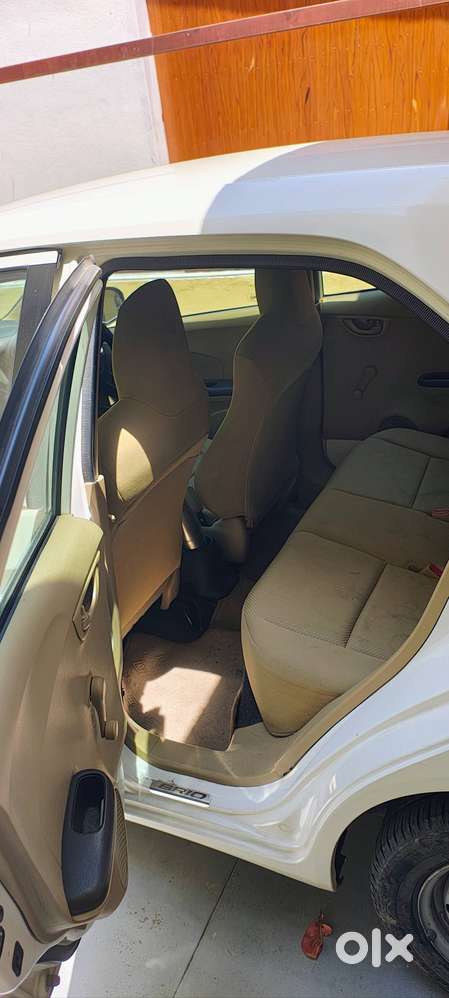 Honda Brio Ex Mt 2013 Car