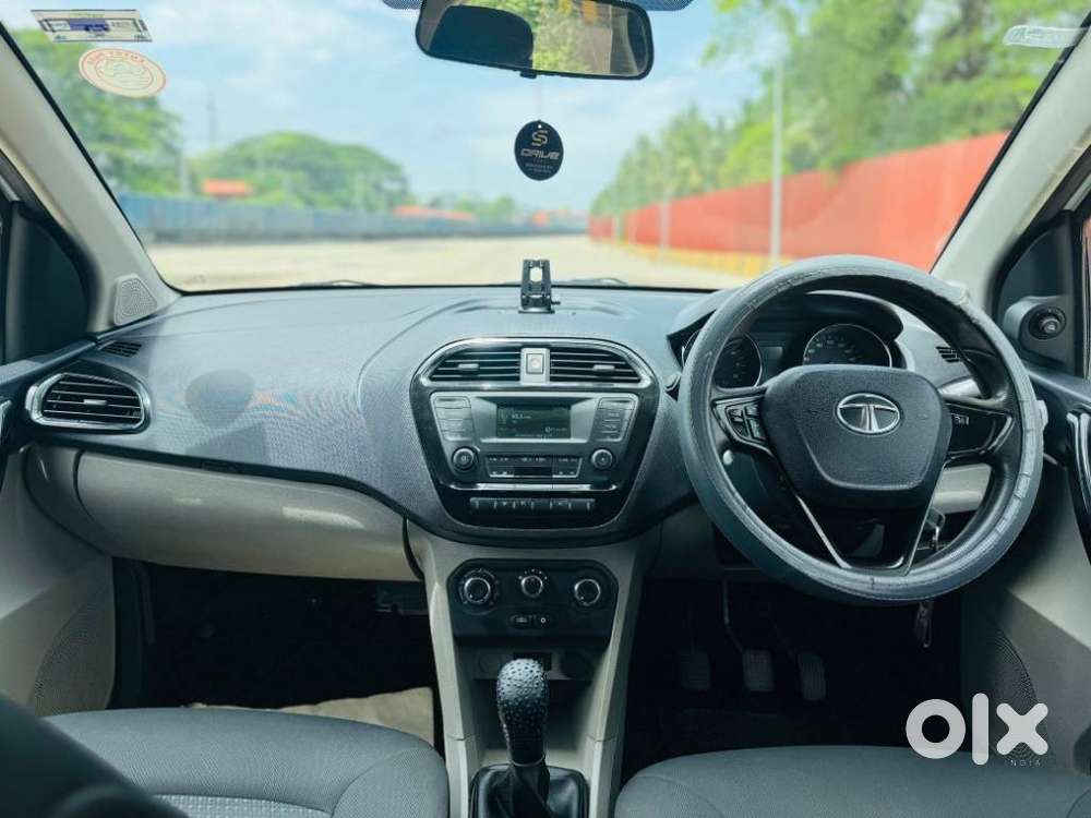 Tata Tiago, 2018, Petrol