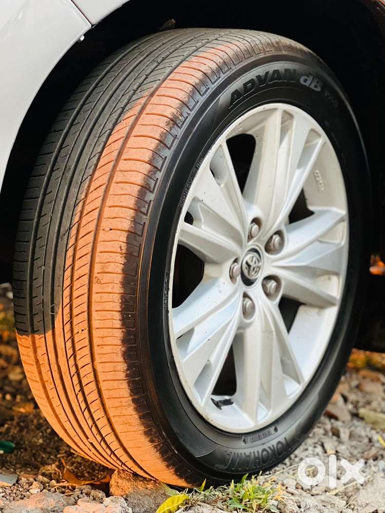 Toyota Innova Crysta 2.8z Automatic, 2018, Diesel