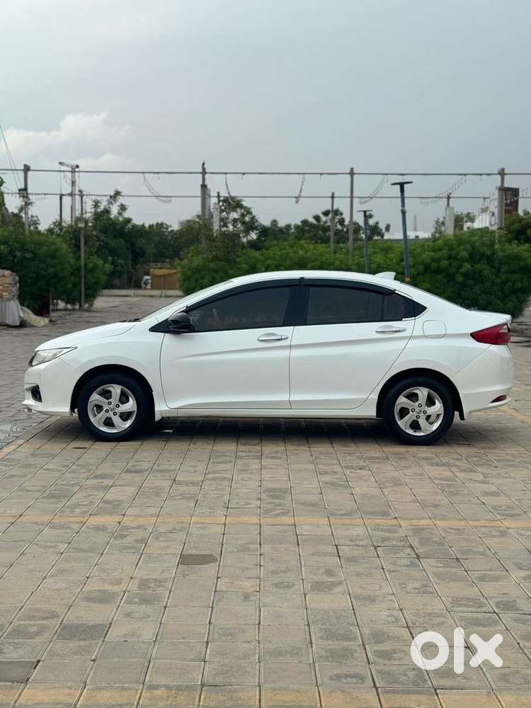 Honda City 2016 Diesel Well Maintained