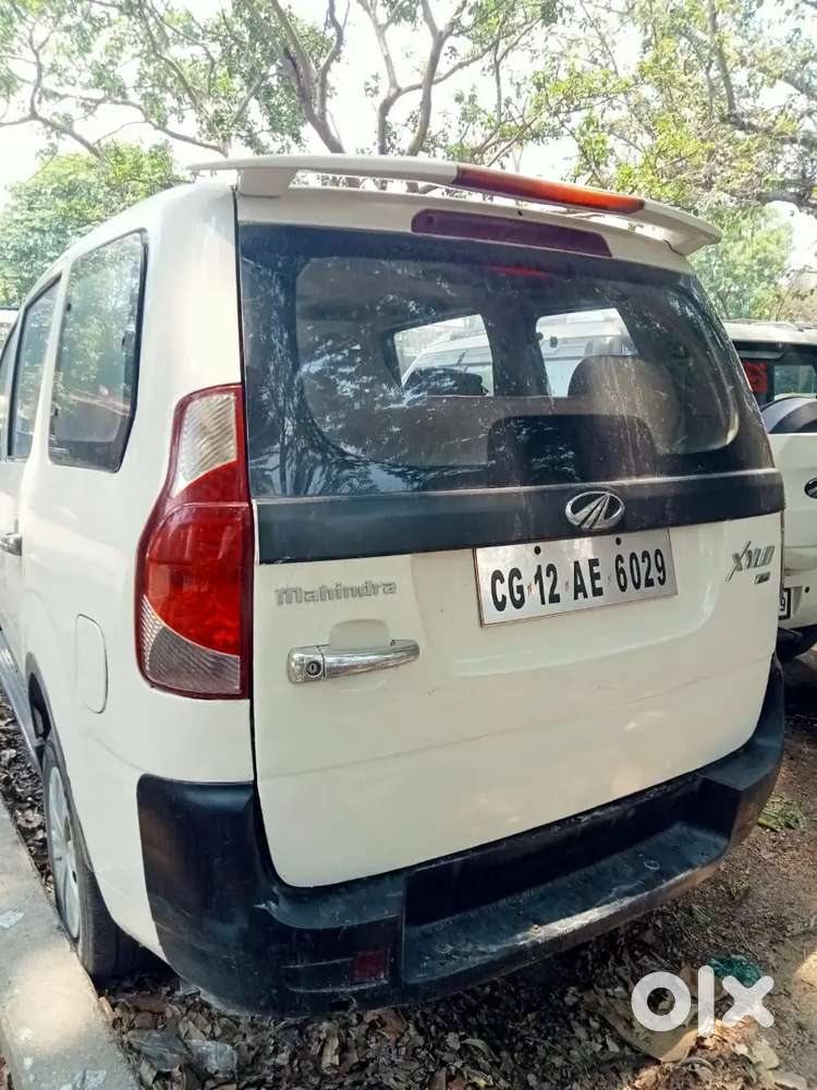 Mahindra Xylo 2013