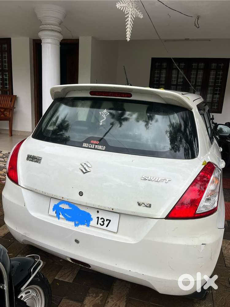 Maruti Suzuki Swift Petrol Manual 2014
