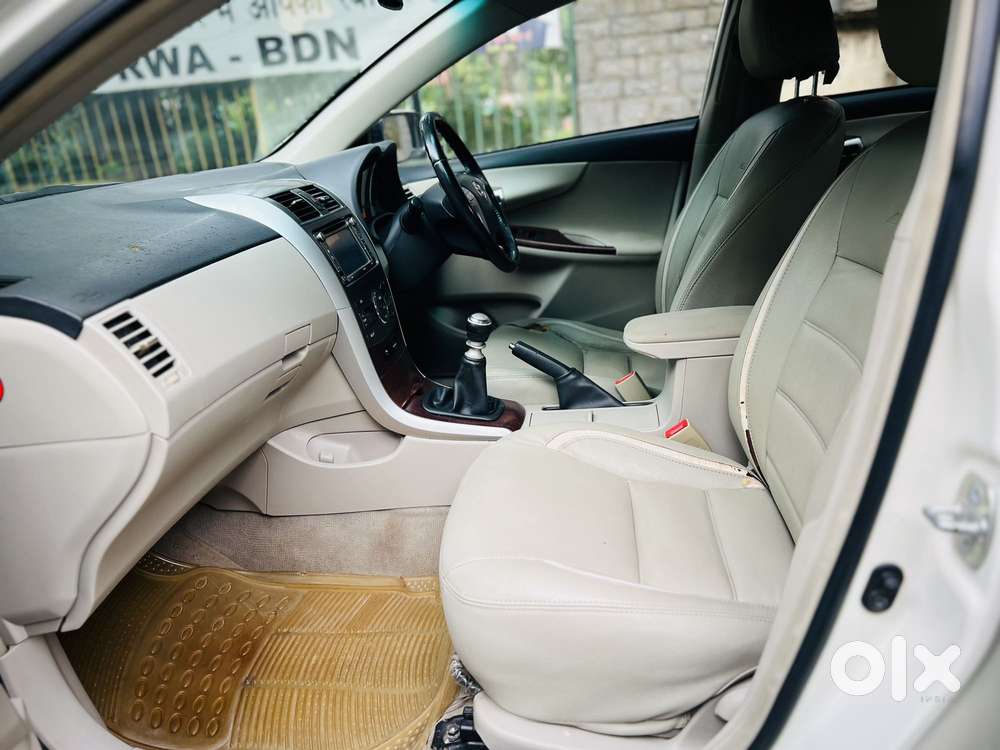 Toyota Corolla Altis G, 2013, Petrol
