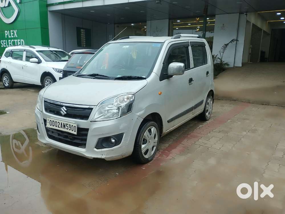 Maruti Suzuki Wagon R Vxi Amt1.2, 2017, Petrol