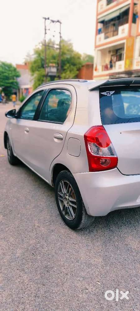 Toyota Etios Liva Petrol 2014 Year