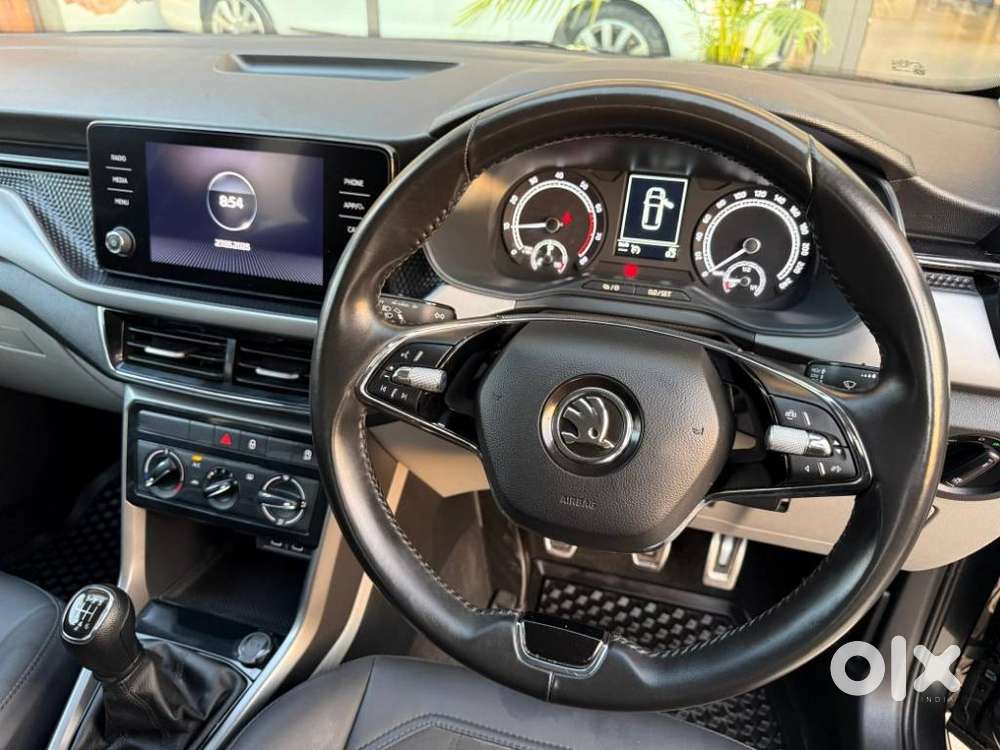 Skoda Kushaq 1.0 Tsi Ambition, 2022, Petrol
