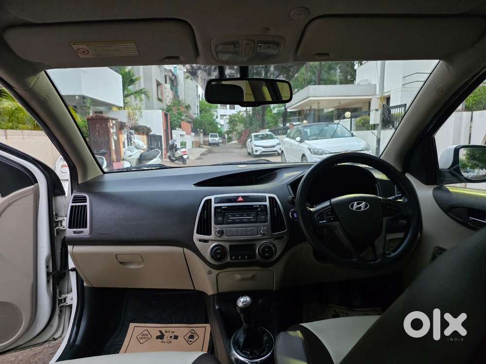 Hyundai I20 Asta 1.4 (o), With Sunroof Diesel, 2012, Petrol