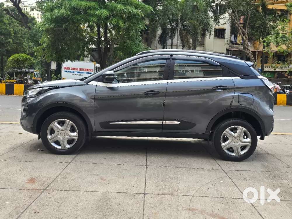 Tata Nexon 1.2 Revotron Xm (s), 2023, Petrol