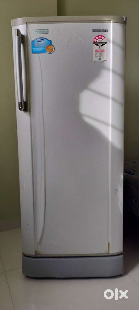 SAMSUNG Single door Refrigerator