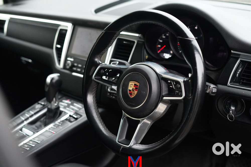 Porsche Macan 2.0 Turbo, 2017, Petrol