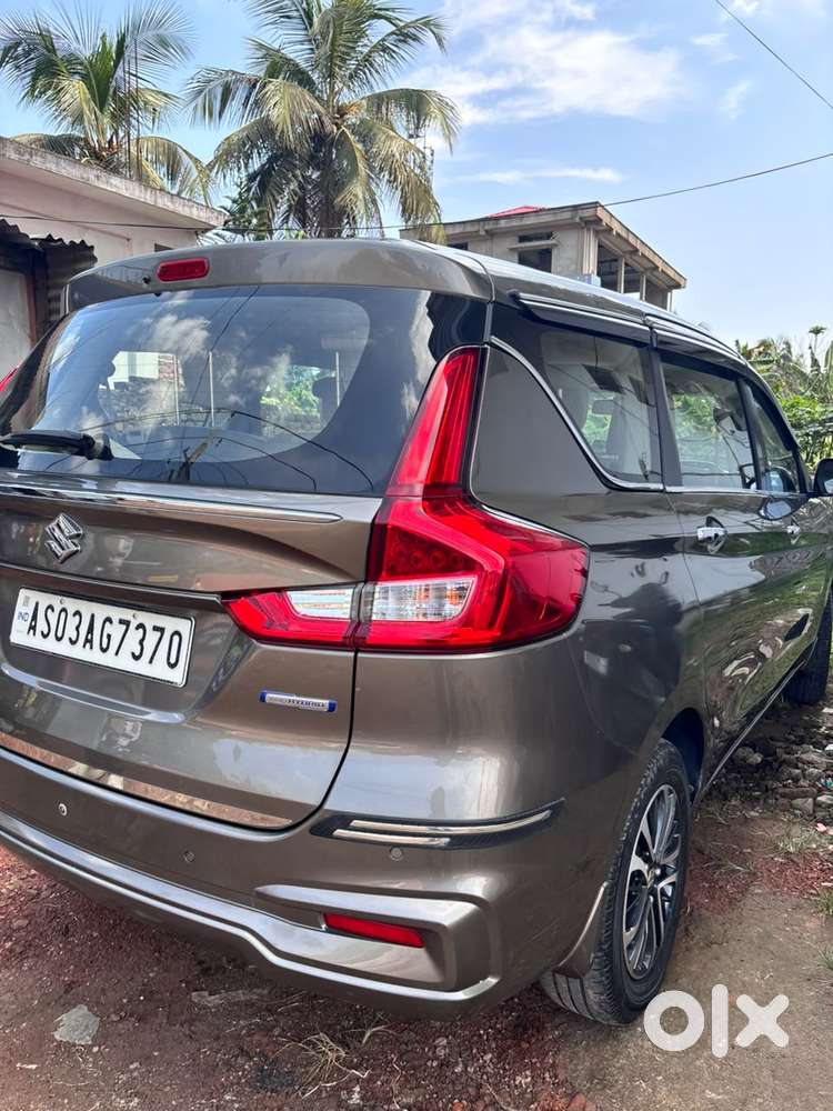 Maruti Suzuki Ertiga Zxi Shvs, 2022, Petrol