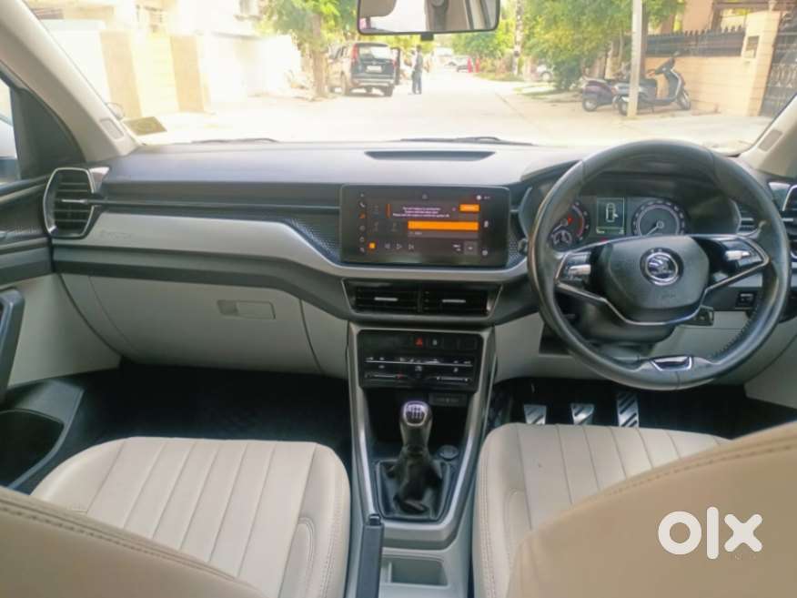 Skoda Kushaq Ambition 1.0l Tsi Mt, 2022, Petrol