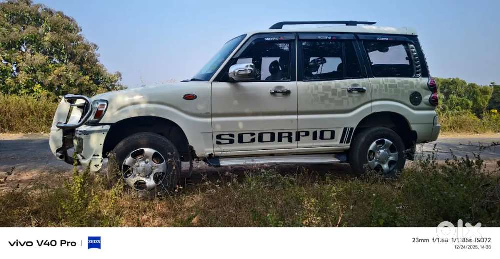 Mahindra Scorpio Classic 2013 Diesel 195000 Km Driven