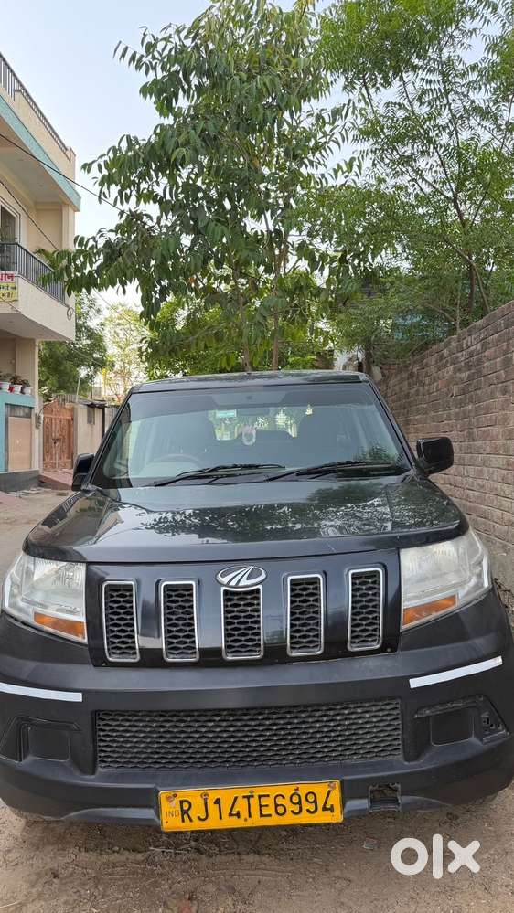Mahindra Tuv300 Plus  Excellent Condition  Single Owner