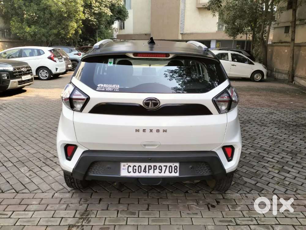 Tata Nexon 2024 Automatic Petrol