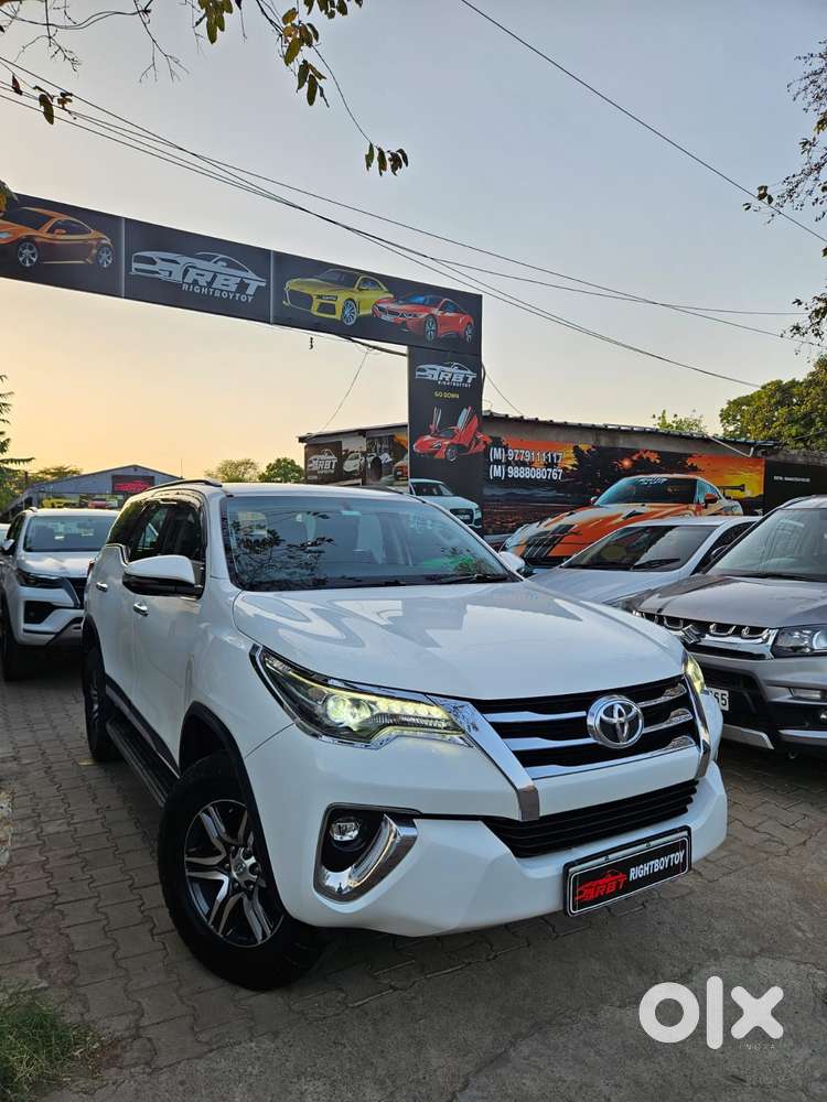 Toyota Fortuner 2.8 At Celebratory Edition, 2018, Diesel