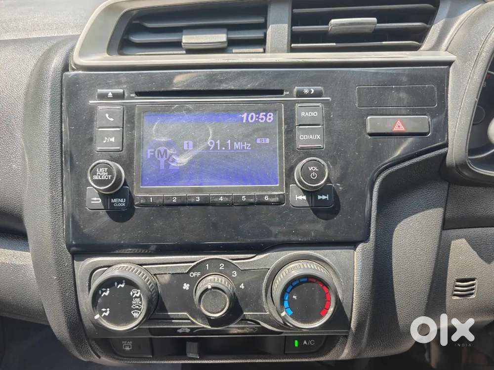 Honda Jazz 2017 Petrol Sv Well Maintained