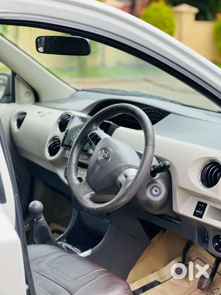 Toyota Etios, 2015, Petrol