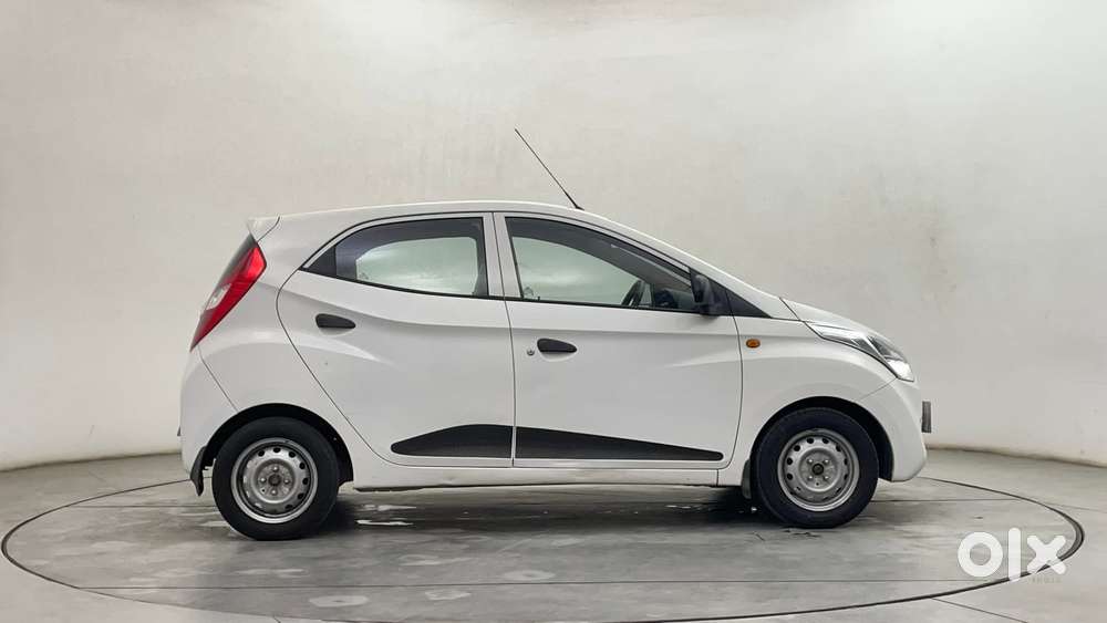 Hyundai Eon Era+ Se, 2017, Petrol