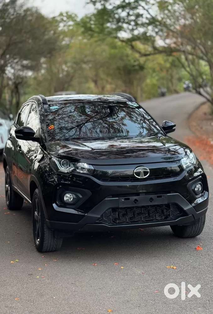 Tata Nexon 1.2 Revotron Xz Plus Hs Dark Edition, 2023, Petrol