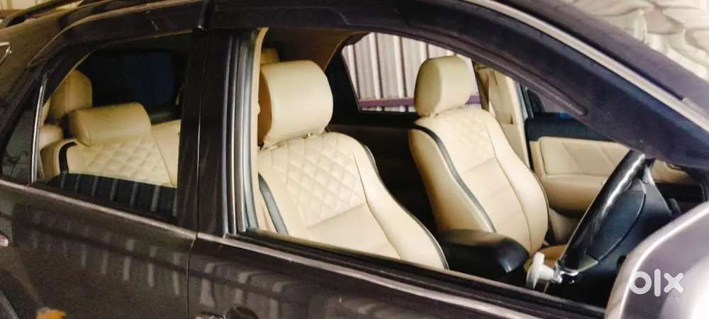Toyota Fortuner 2015