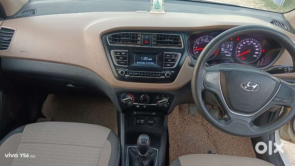 Hyundai I20 Petrol Cvt Magna Executive, 2018, Petrol