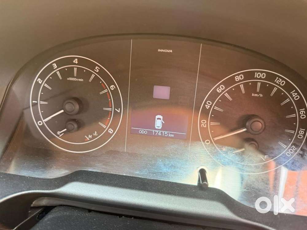 Toyota Innova Crysta 2.7 Gx Limited Edition At 7 Str, 2022, Petrol