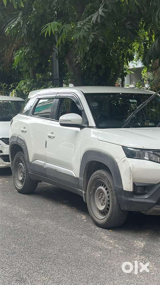 2023 Maruti Brezza 1.5 Lxi Well Mantained