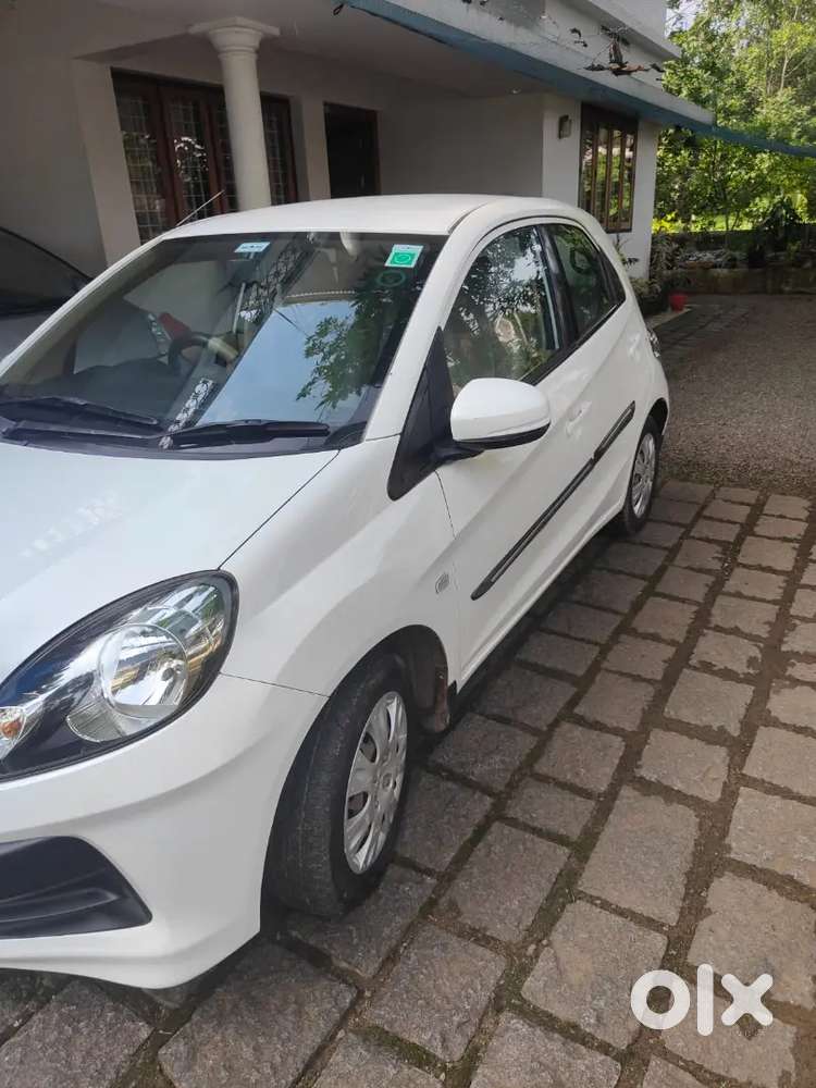 Honda Brio 2015 Petrol Well Maintained