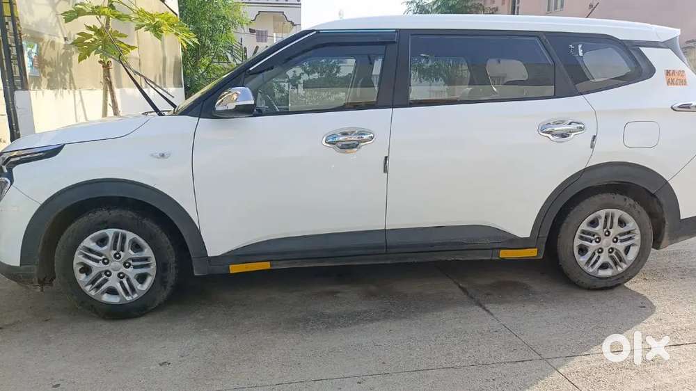 Kia Carens Premium 2024 Immediately Sale