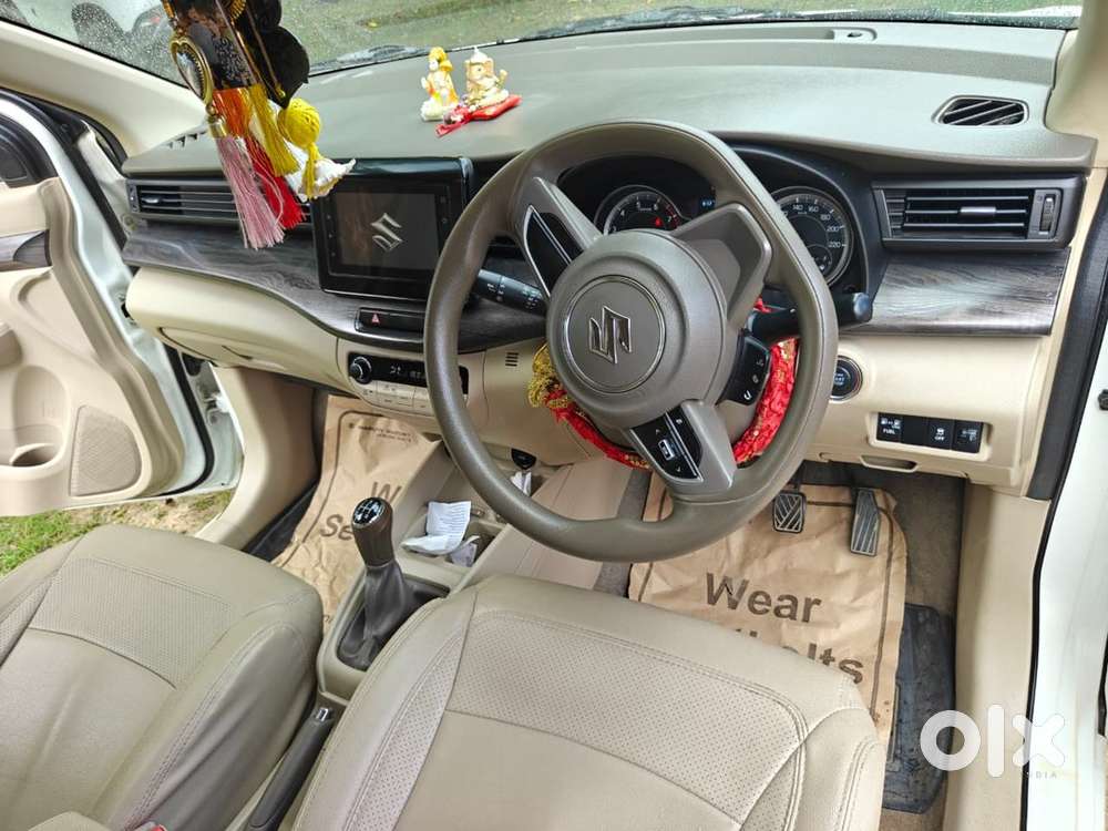 Maruti Suzuki Ertiga Zxi Cng 2024