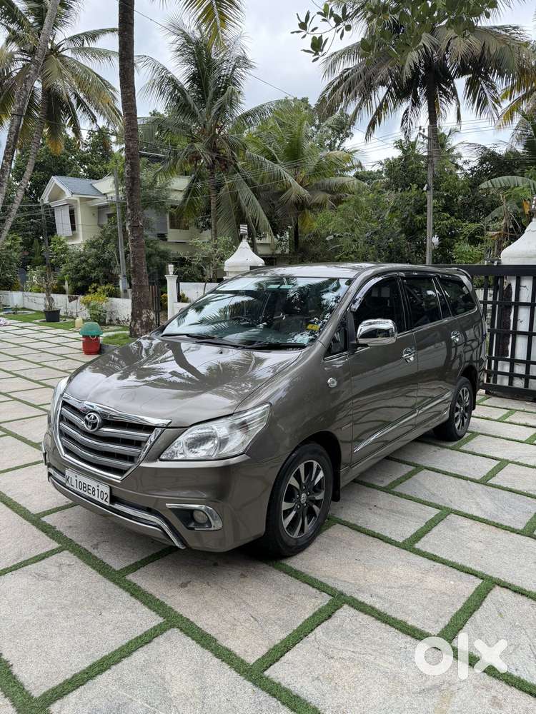 Toyota Innova 2.5 G (diesel) 7 Seater, 2016, Diesel