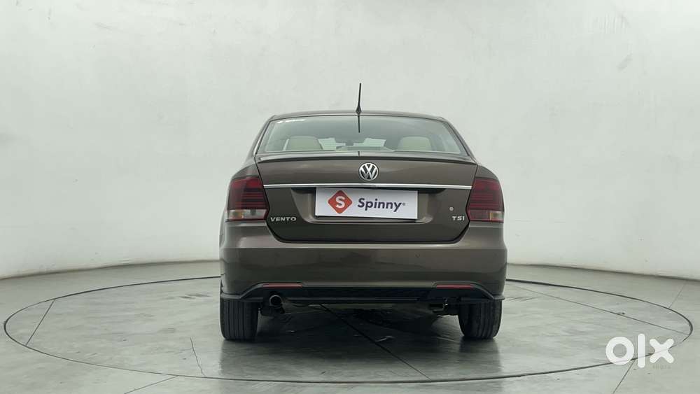 Volkswagen Vento 1.6 Highline, 2021, Petrol