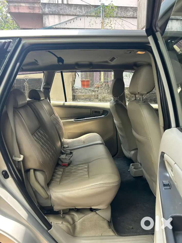 Toyota Innova 2011 Diesel 8 Str