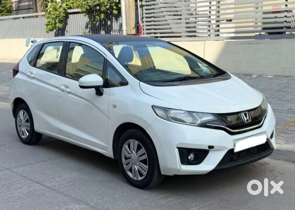 Honda Jazz 2015 Diesel 72000 Km Driven