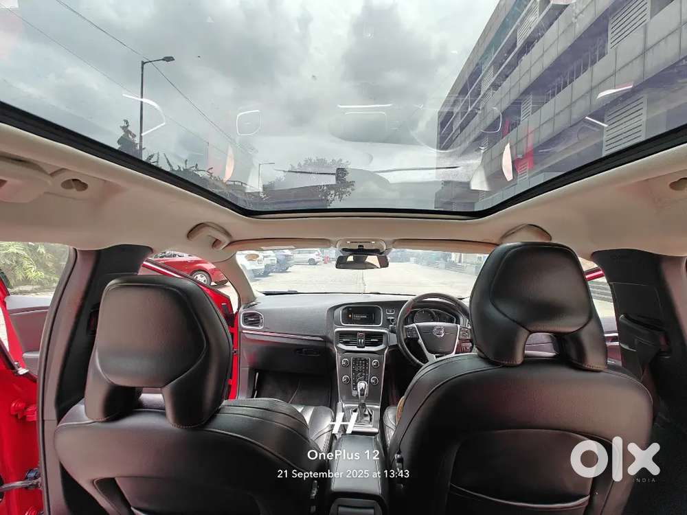 Volvo V40 2015 Diesel Well Maintained