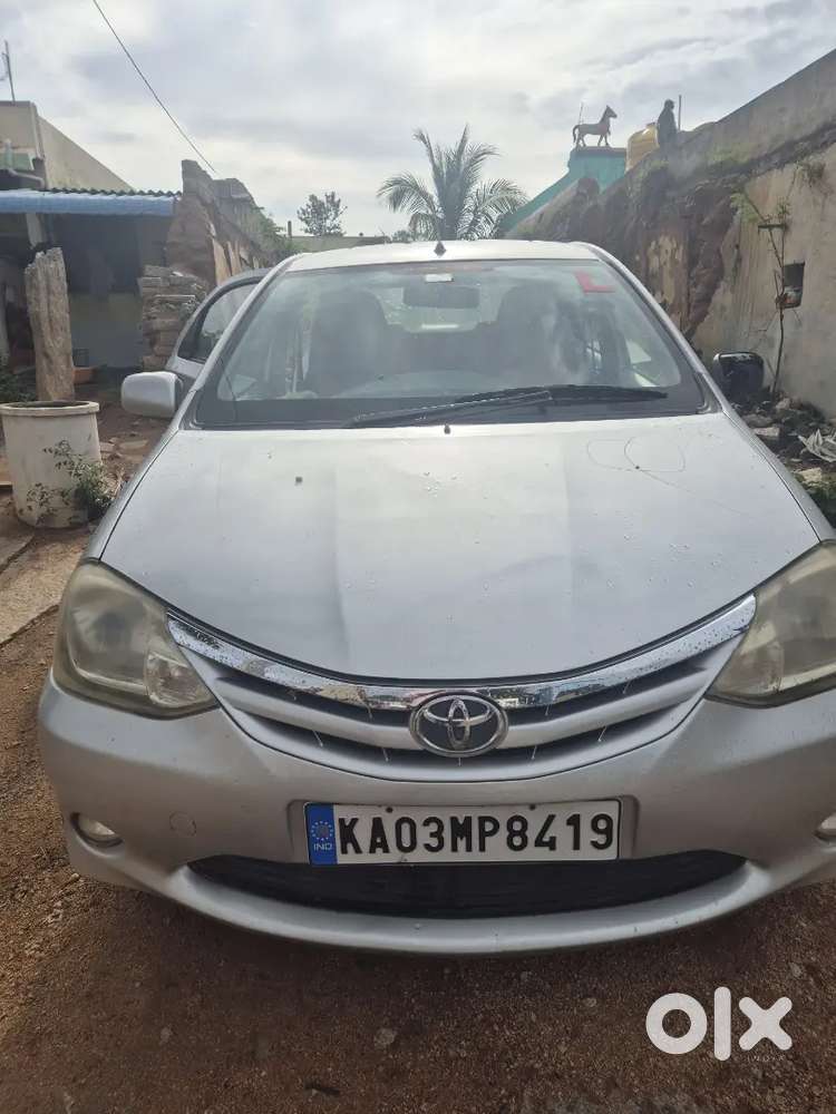2nd Owner Toyota Etios 2011 Petrol