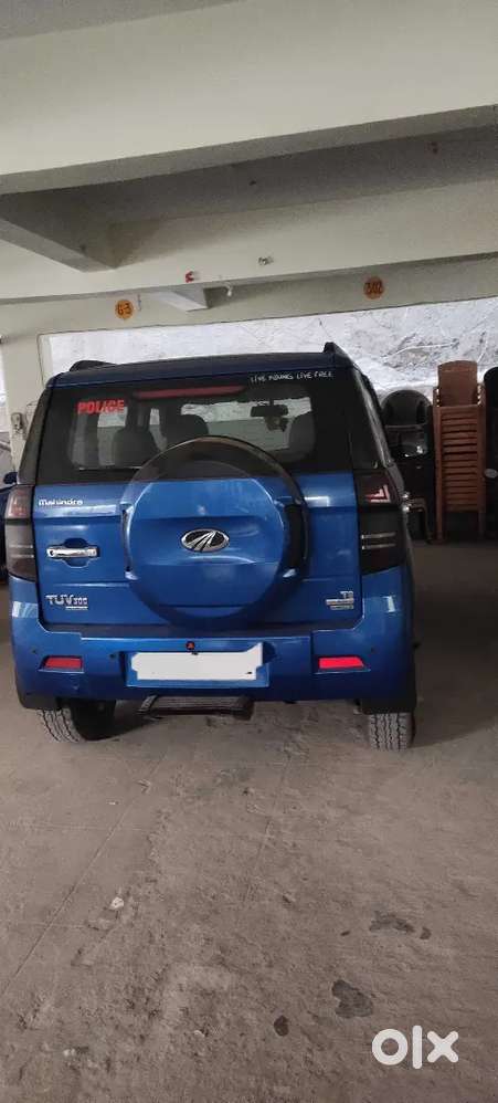 Mahindra Tuv 300 Automatic T8 Amt Topend Model,enginewarranty 500000km