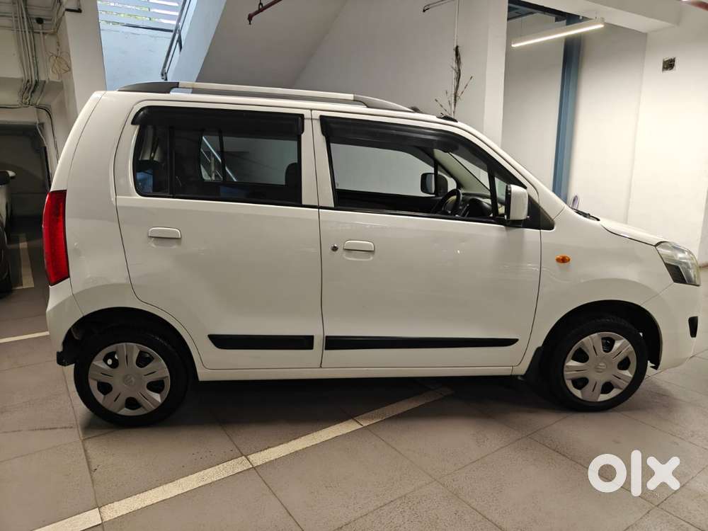 Maruti Suzuki Wagon R 1.0 Vxi, 2017, Petrol