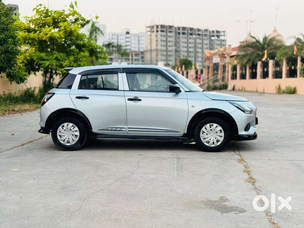 Maruti Suzuki Swift Lxi Option, 2025, Petrol