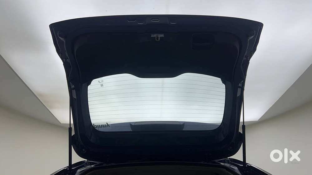Maruti Suzuki Fronx Delta Plus 1.2l Ags, 2023, Petrol