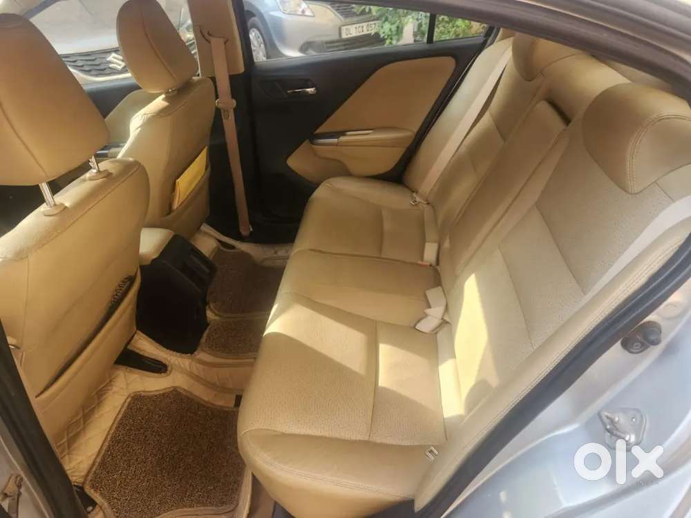 Honda City Vx Automatic Sunroof Top End Model With All Features Loaded