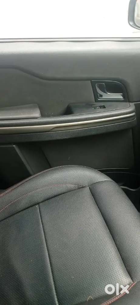 Tata Hexa 2.2 Xm 2017