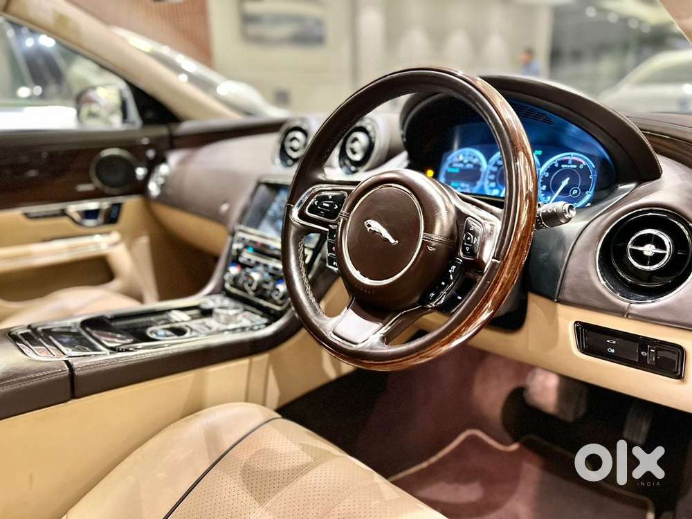 Jaguar Xj Diesel Automatic 2015 Year