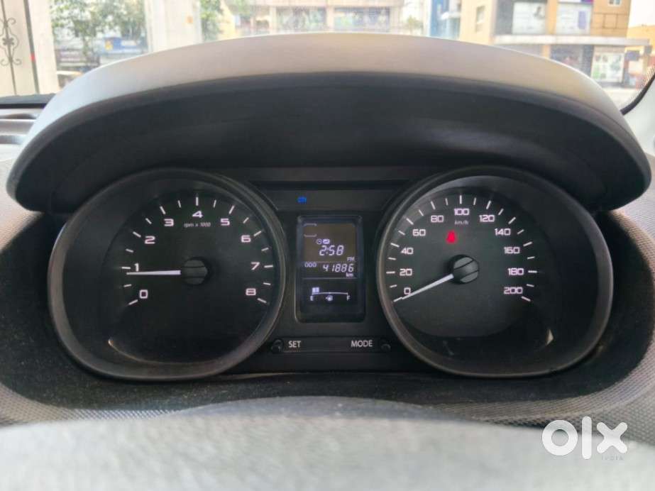 Tata Tiago 1.2 Revotron Xm, 2018, Petrol