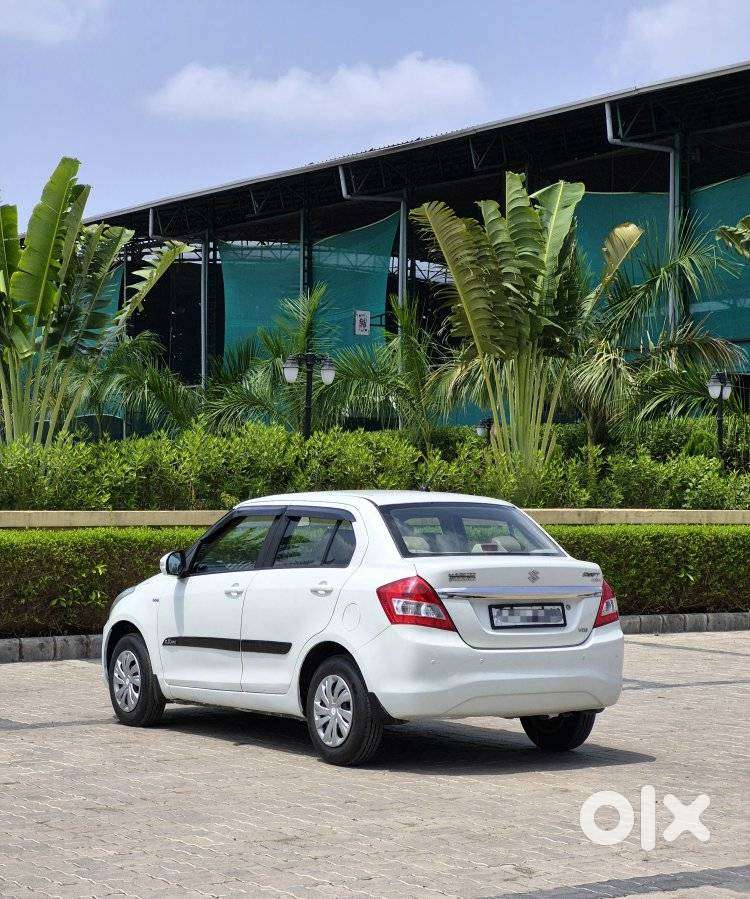 Maruti Suzuki Swift Dzire Vdi Optional, 2015, Diesel